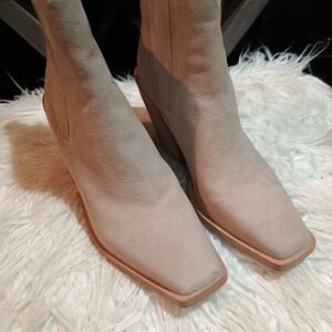 Vince Camuto Booties Womens